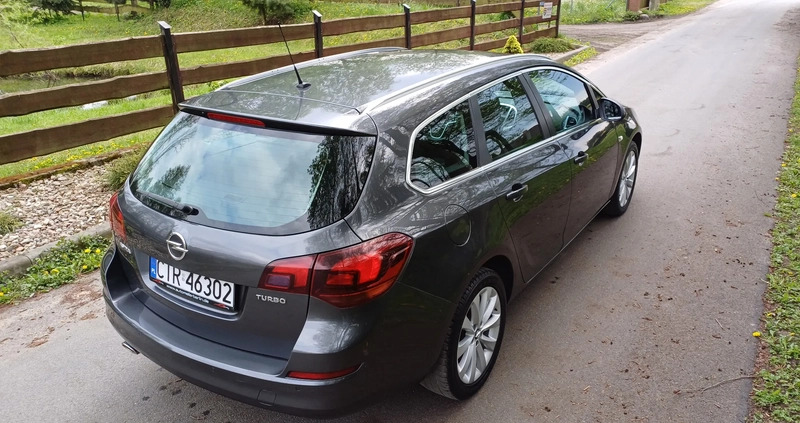 Opel Astra cena 27800 przebieg: 189000, rok produkcji 2011 z Tczew małe 596